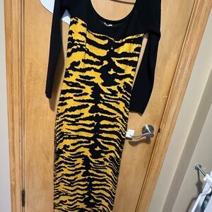 Fashion Nova Black & Yellow Tiger-Print Maxi Dress